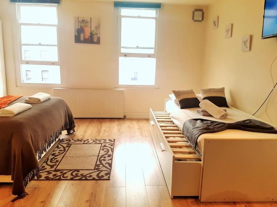 Comfortable Studio Flat Near Central London Ngoại thất bức ảnh